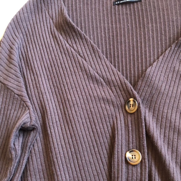 NWT Urban Outfitters Sweater - Picture 2 of 4